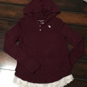 Hooded maroon laced shirt